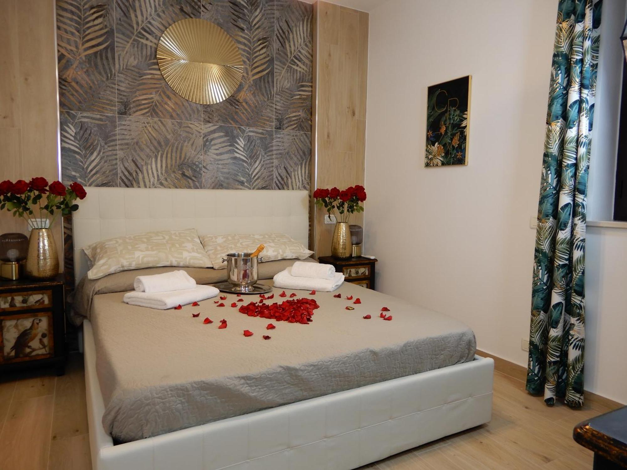 Caserta Royale Suite Bagian luar foto