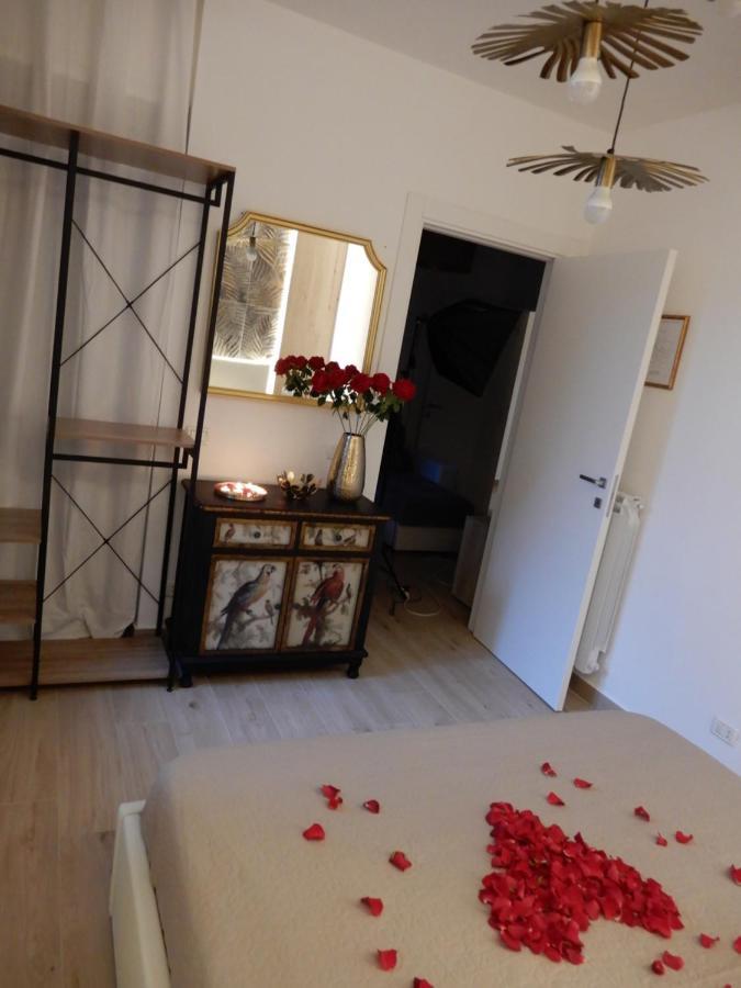 Caserta Royale Suite Bagian luar foto