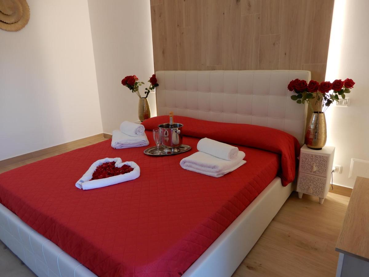 Caserta Royale Suite Bagian luar foto