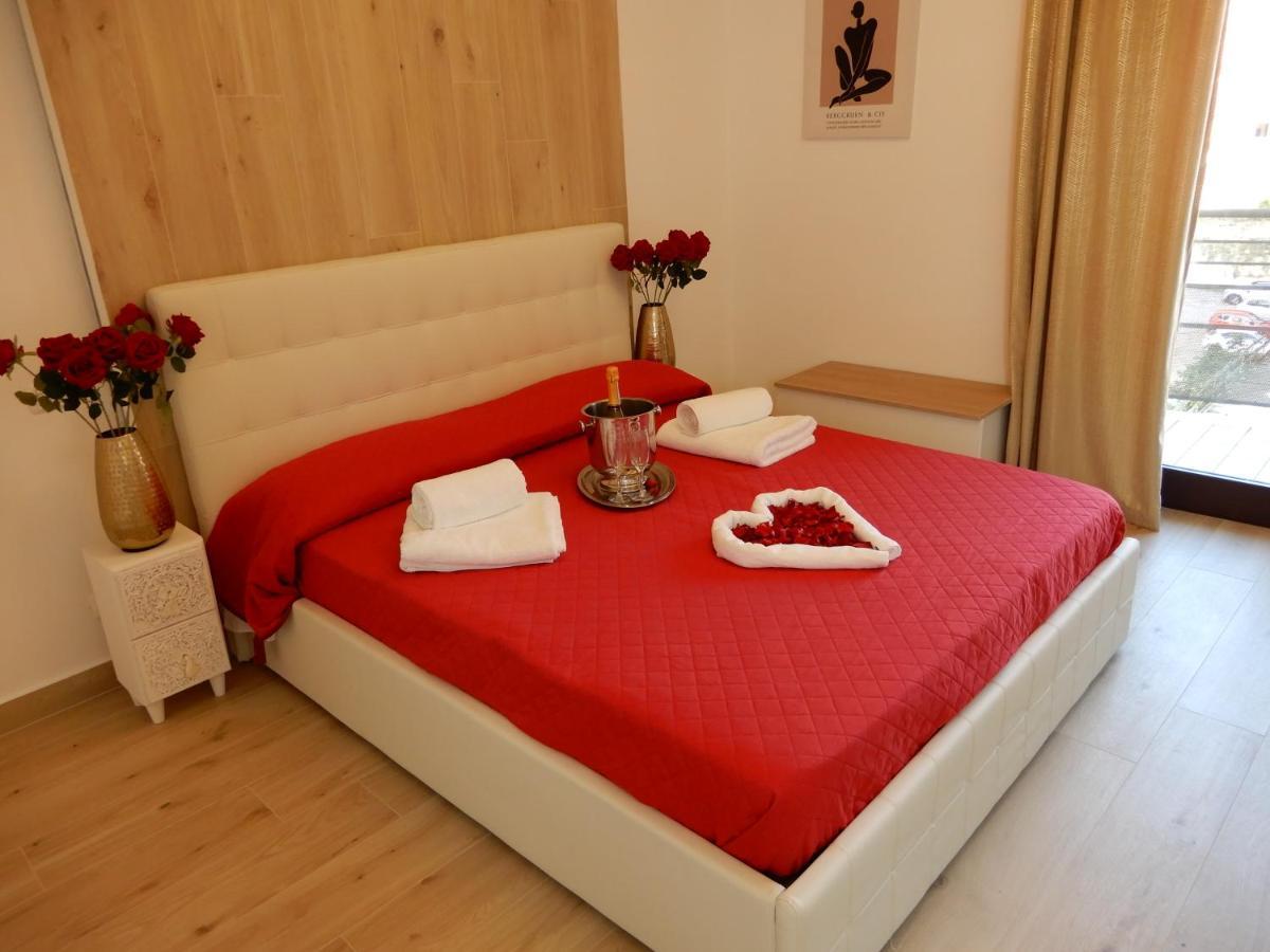 Caserta Royale Suite Bagian luar foto